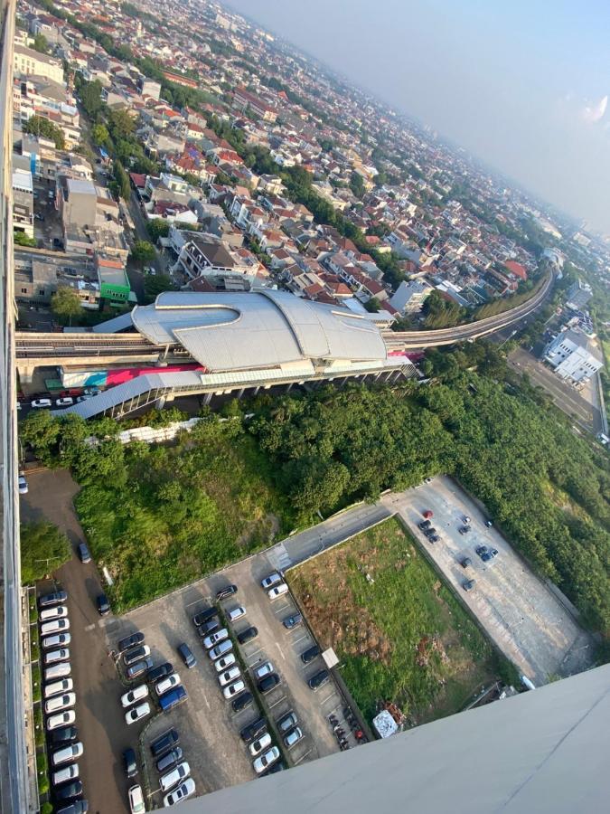 Callia Apartement Golf View Pulo Mas Jakarta Timur Экстерьер фото