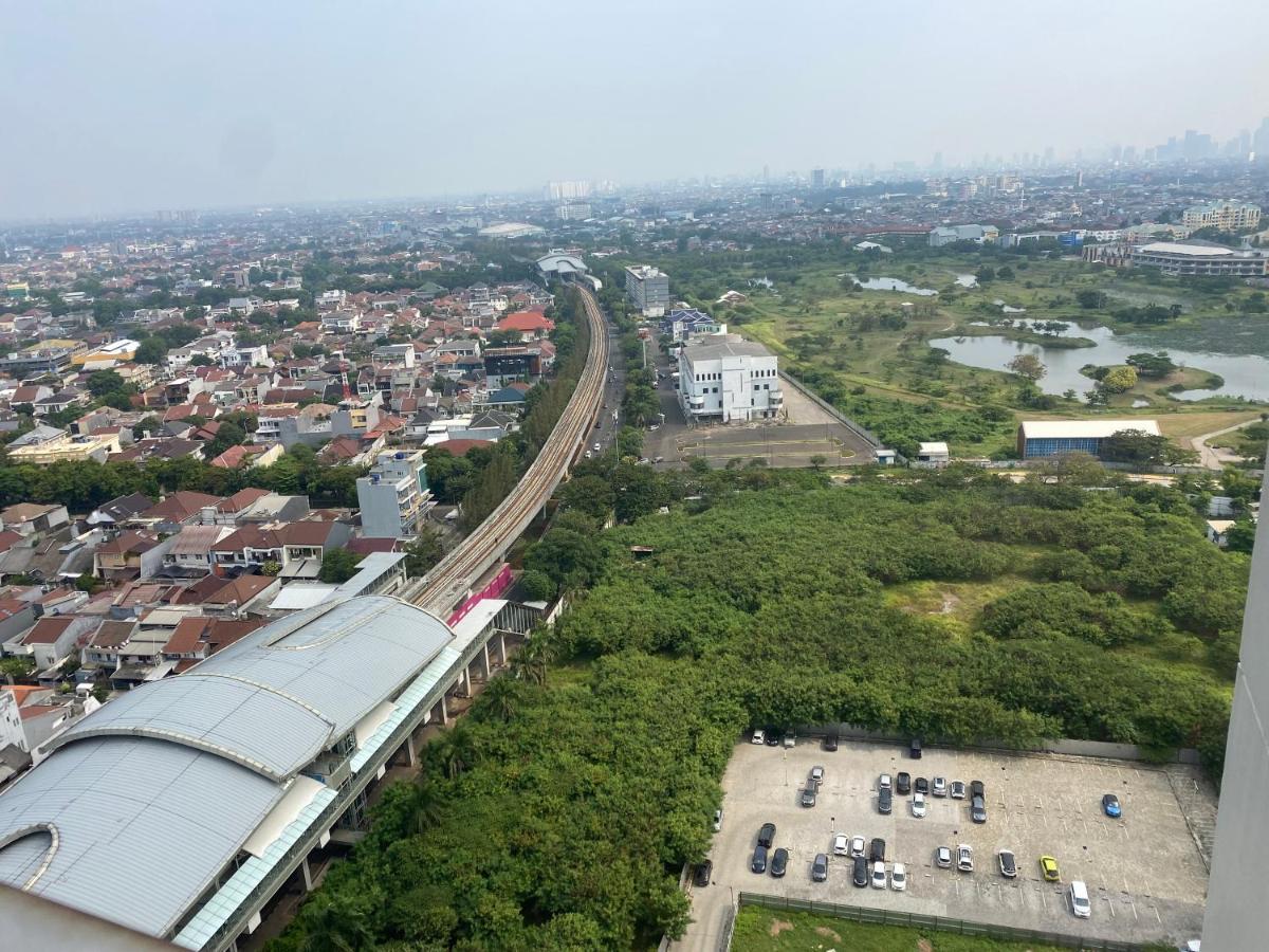 Callia Apartement Golf View Pulo Mas Jakarta Timur Экстерьер фото